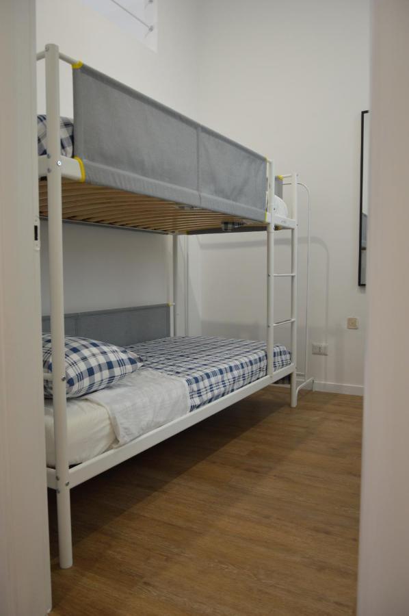 La Dimora Dell'Arcivescovo Appartement Bari Buitenkant foto